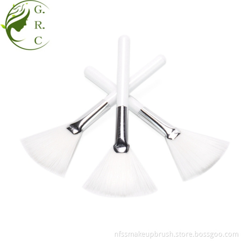 Cosmetic Fan Brush Mini Facial Makeup Fan Brush